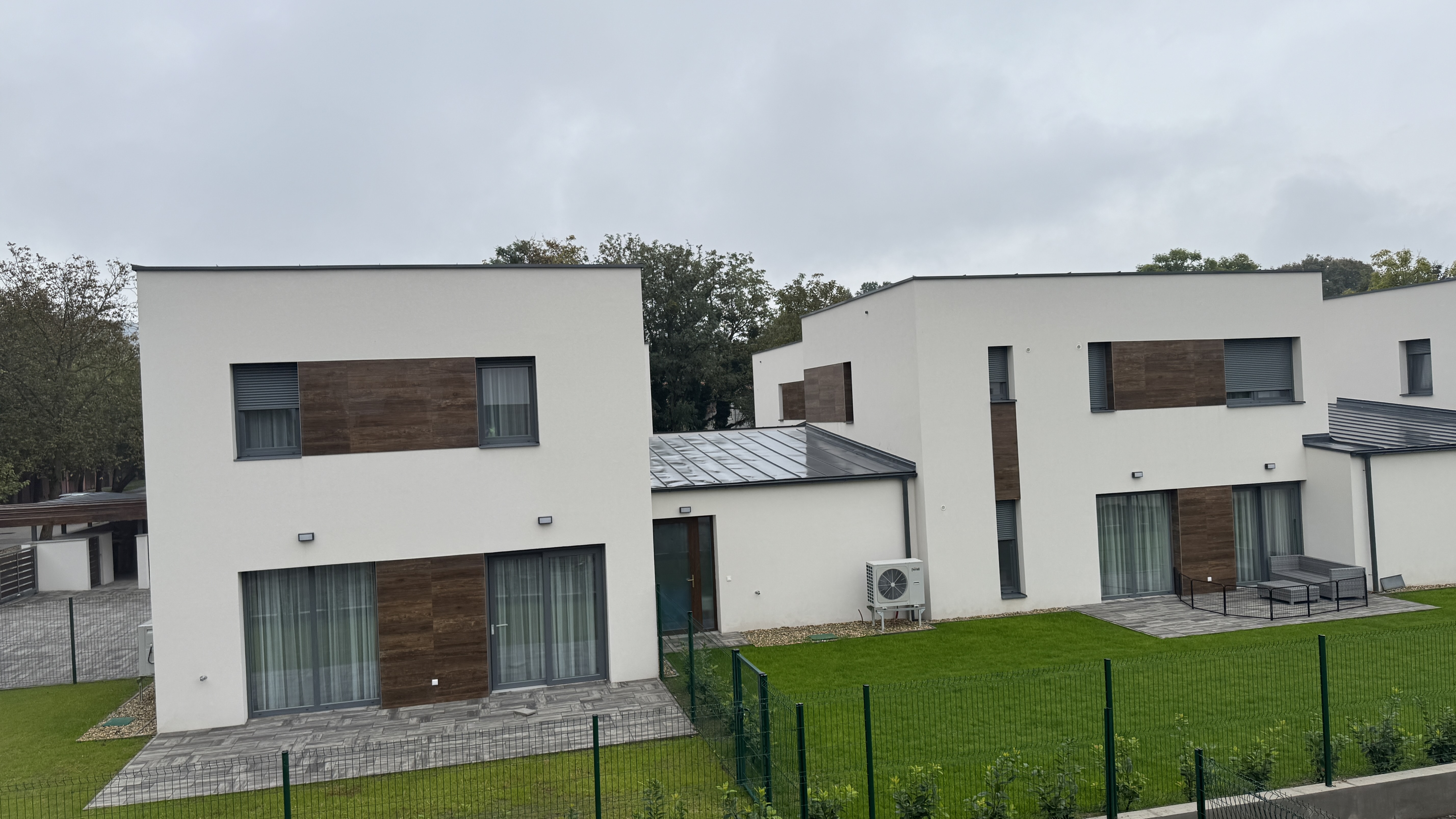 Budakeszi 4x6 lakás beruházás